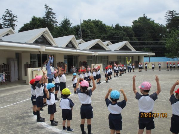 朝の体操 晃華学園暁星幼稚園